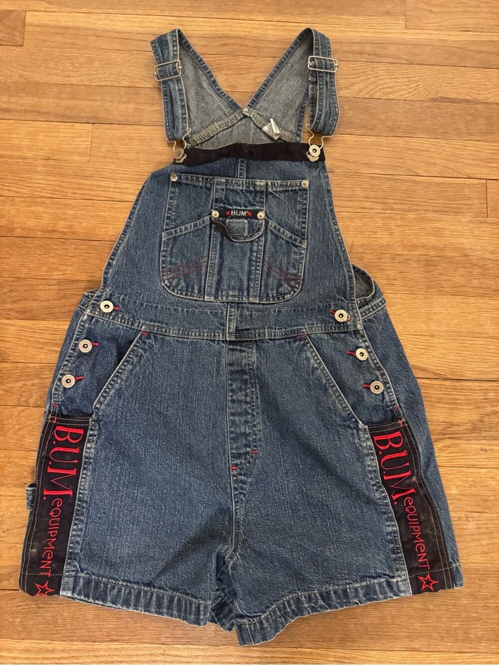 B.U.M. Equipment Women's Blue Denim Overalls Shorts - Size M
b94
